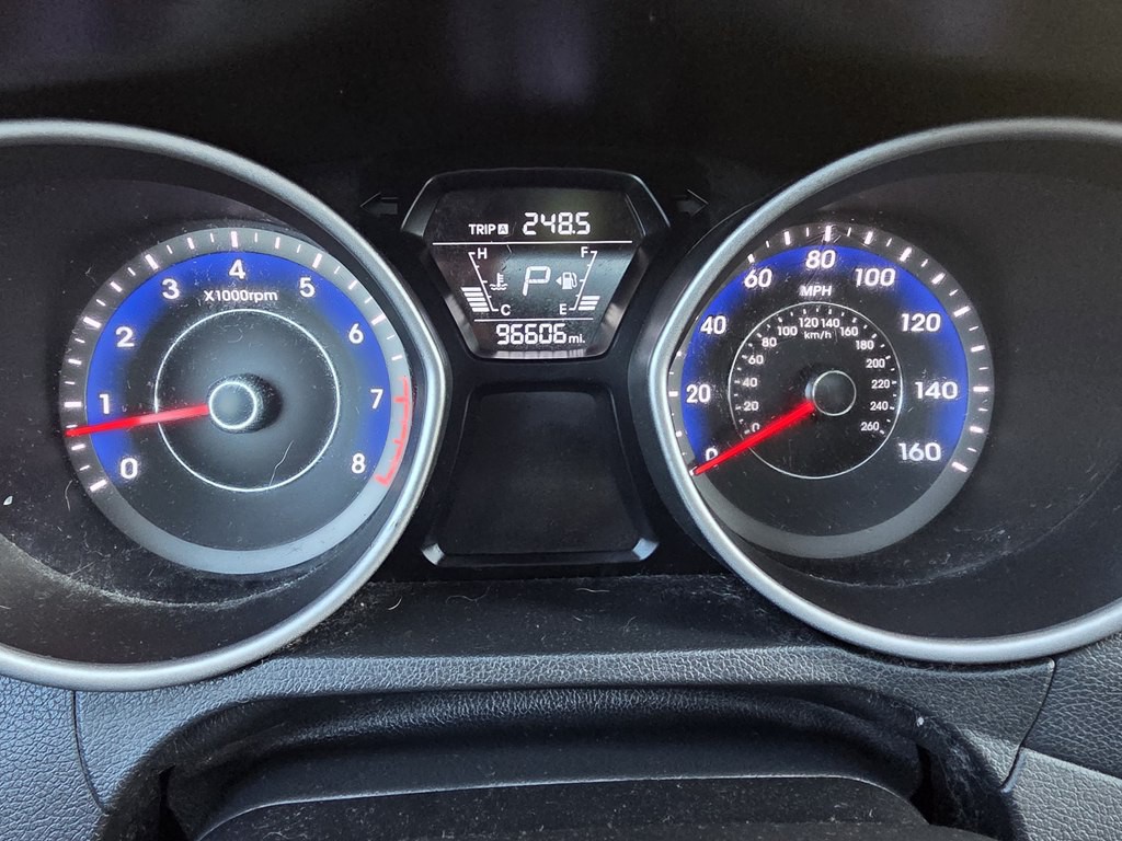 2015 Hyundai Elantra Image 19