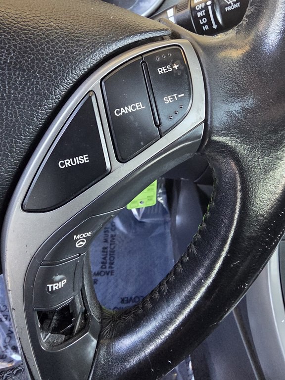 2015 Hyundai Elantra Image 22