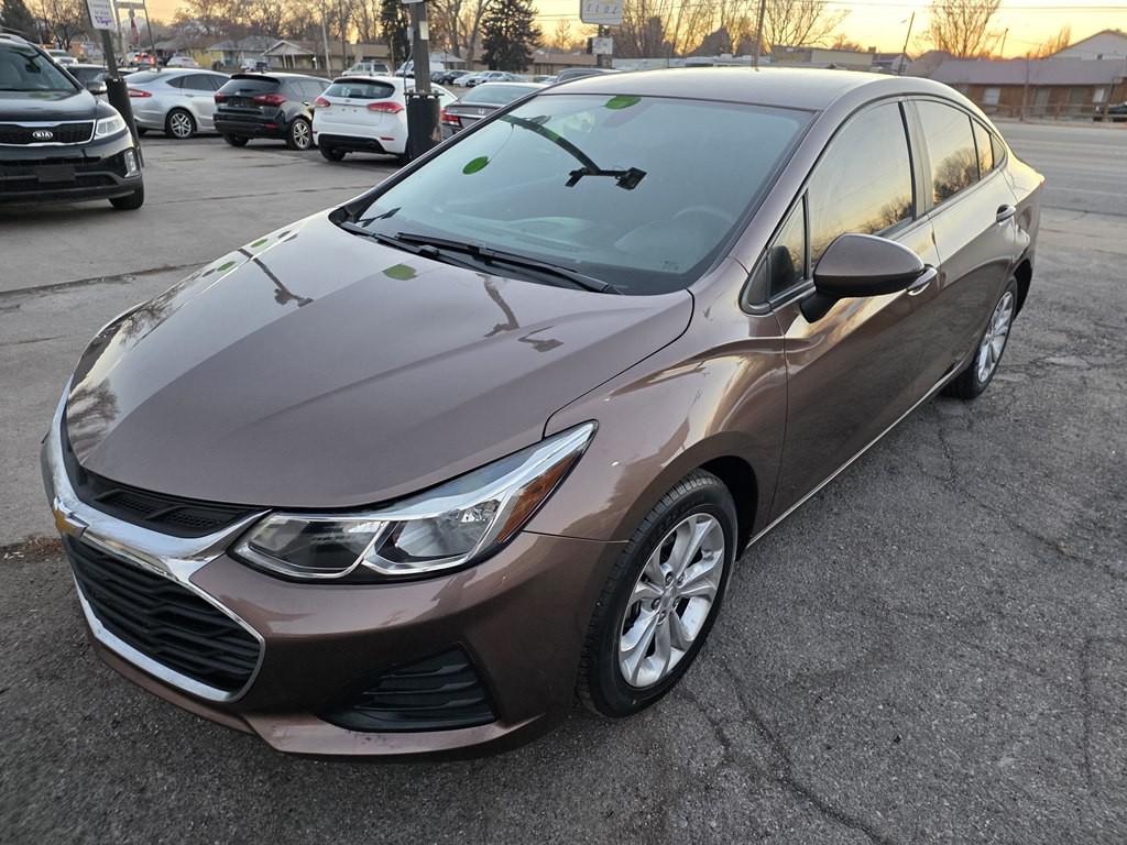 2019 Chevrolet Cruze Image 5
