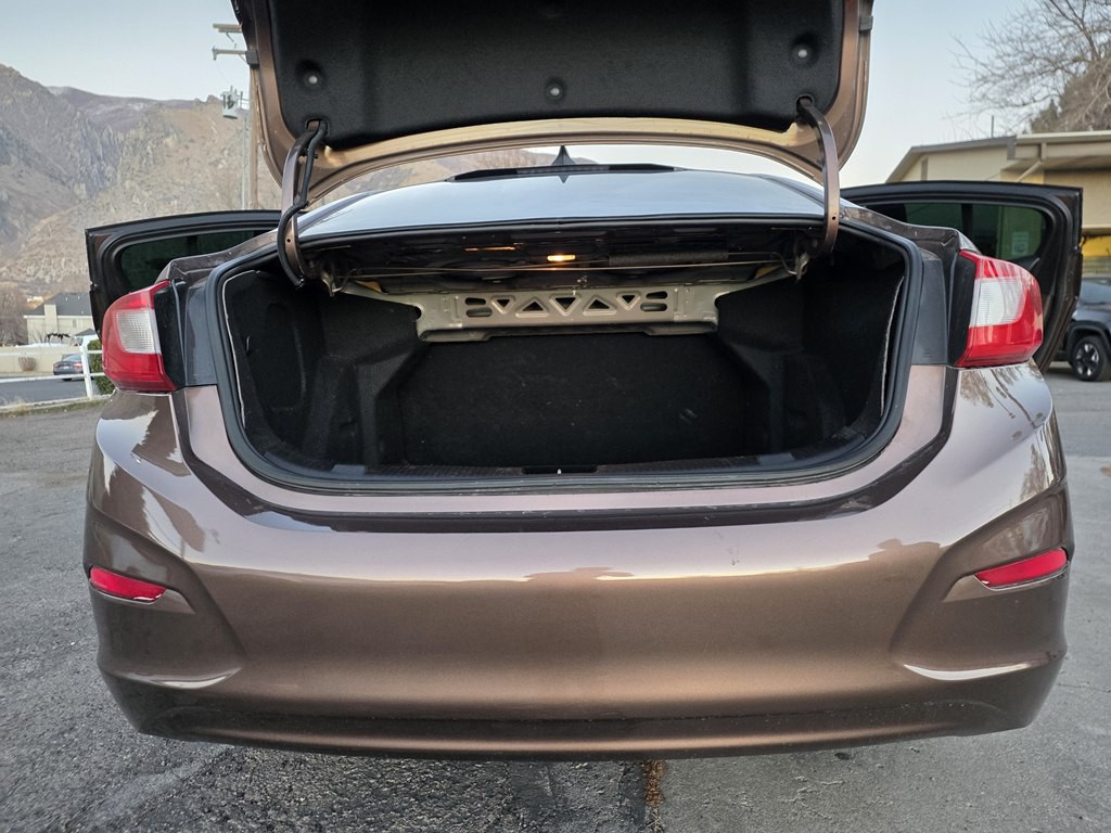 2019 Chevrolet Cruze Image 10