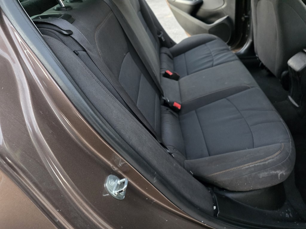 2019 Chevrolet Cruze Image 16