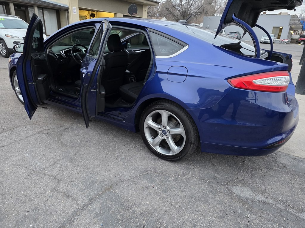 2015 Ford Fusion Image 9