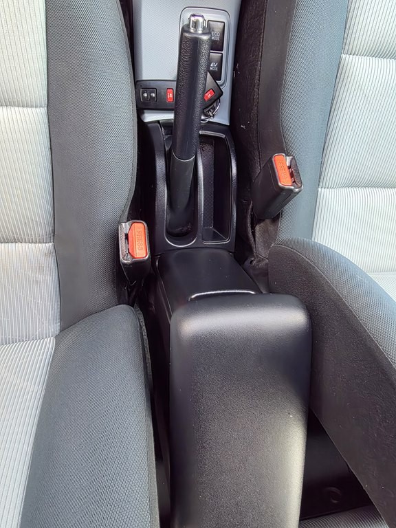 2014 Toyota Prius Image 27