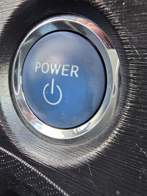 2014 Toyota Prius Image 31