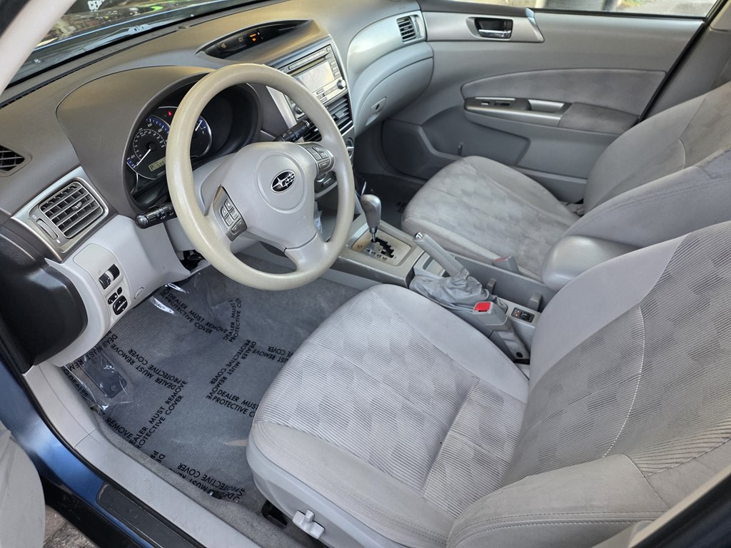 2010 Subaru Forester Image 11