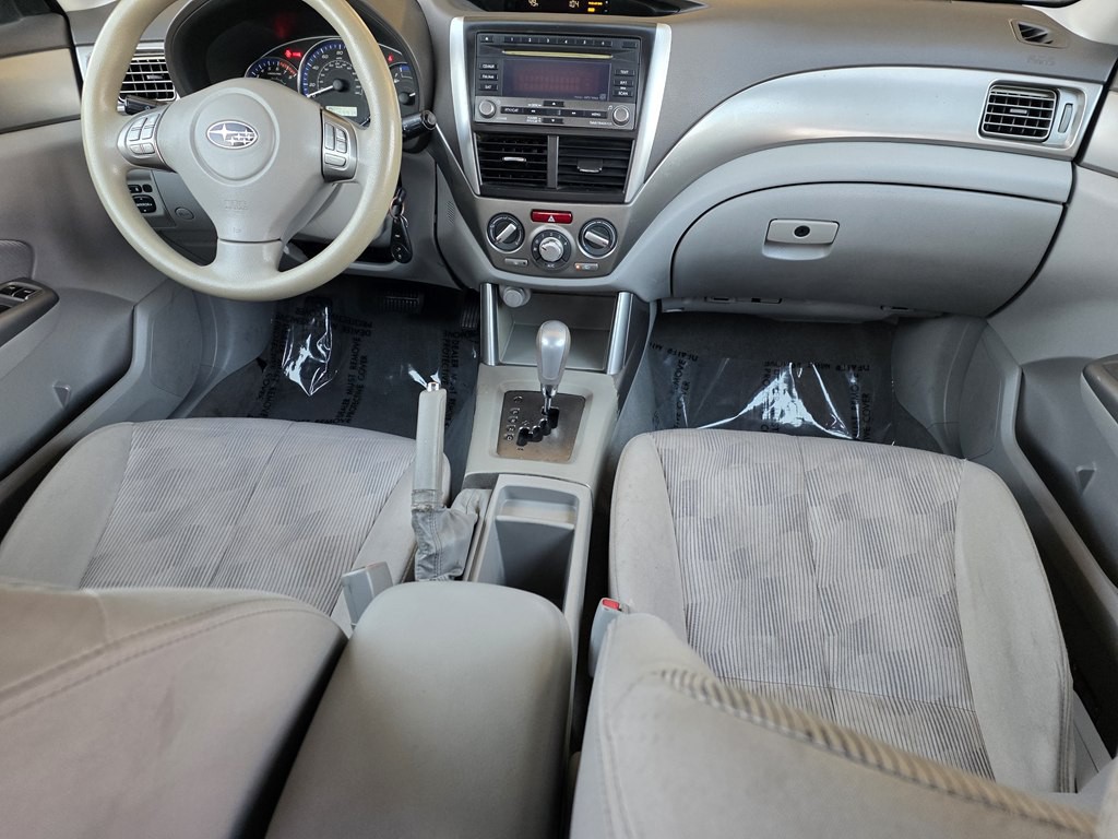 2010 Subaru Forester Image 12