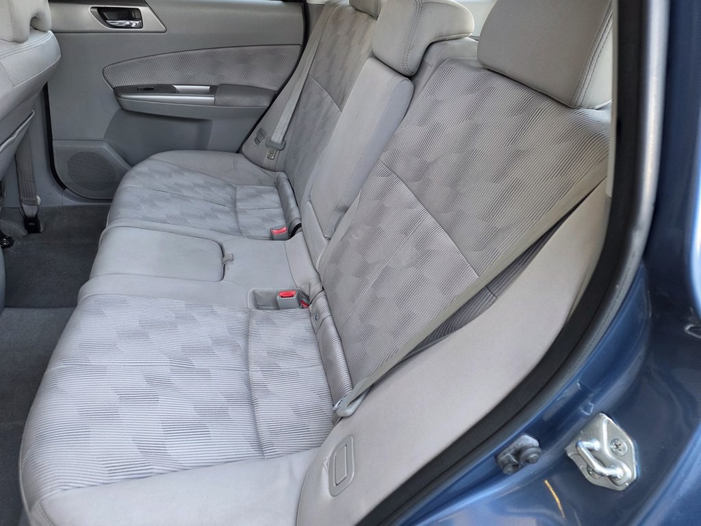 2010 Subaru Forester Image 14