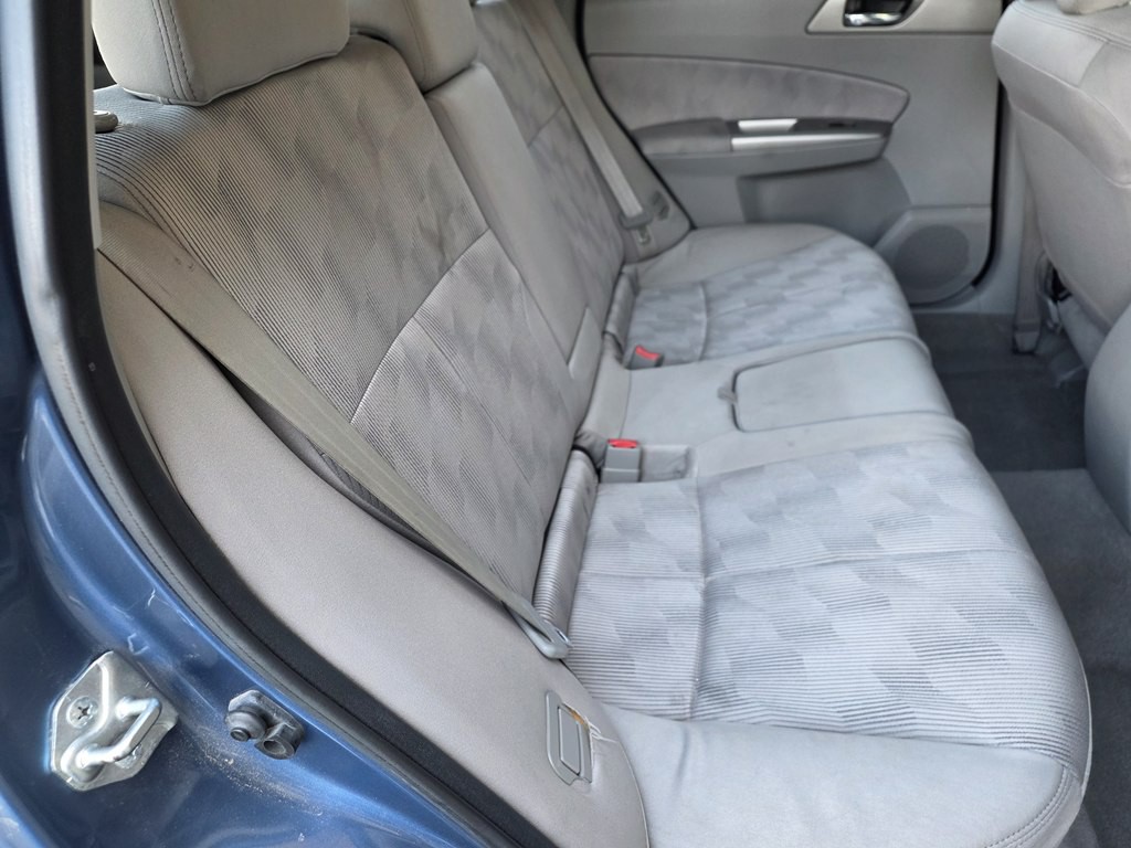 2010 Subaru Forester Image 15