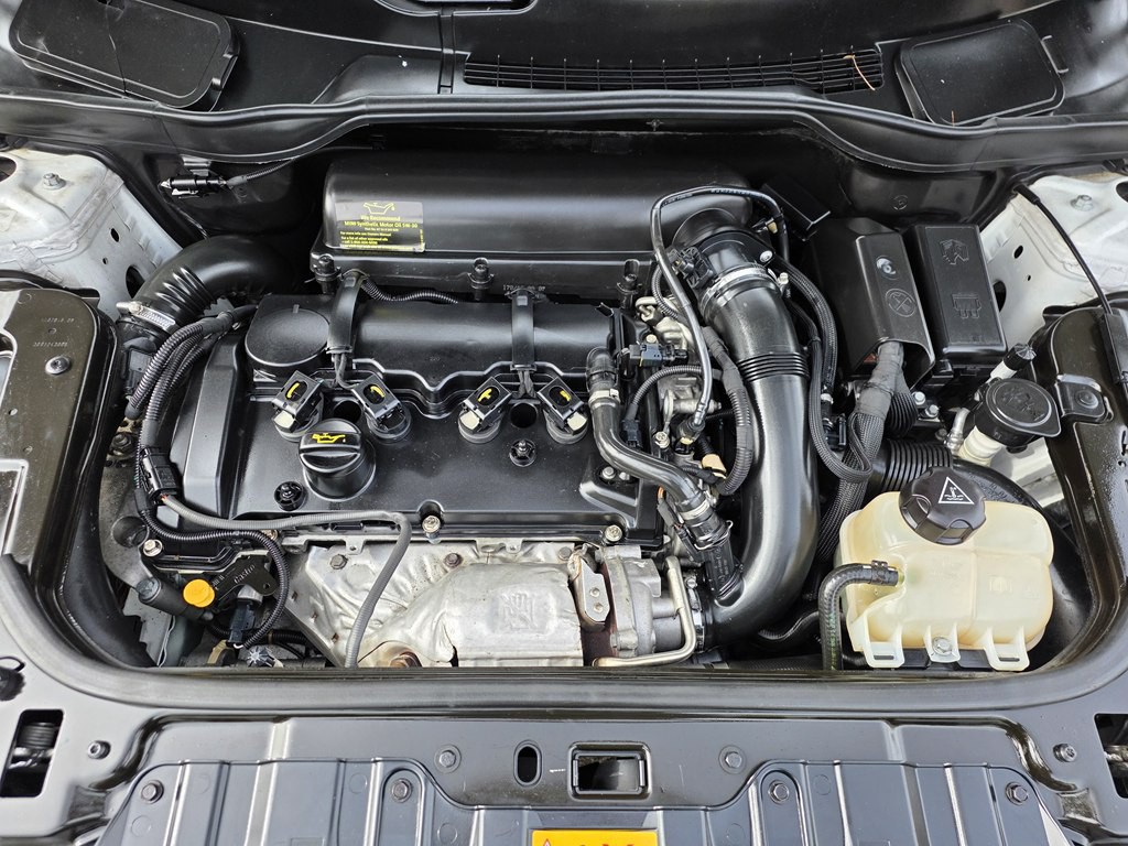 2014 MINI Cooper Image 29