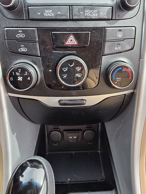 2014 Hyundai Sonata Image 21