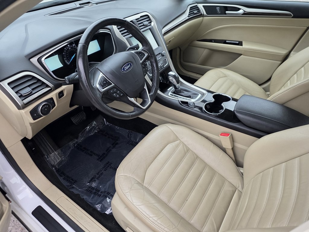 2016 Ford Fusion Image 14