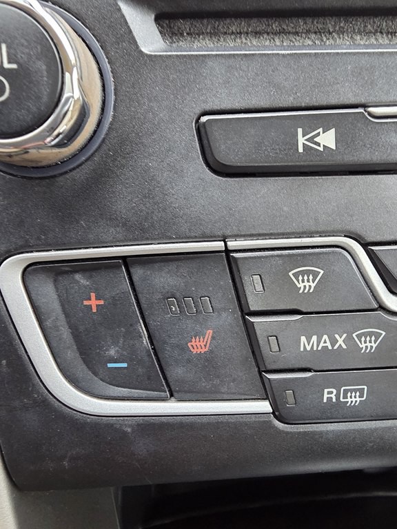 2016 Ford Fusion Image 24