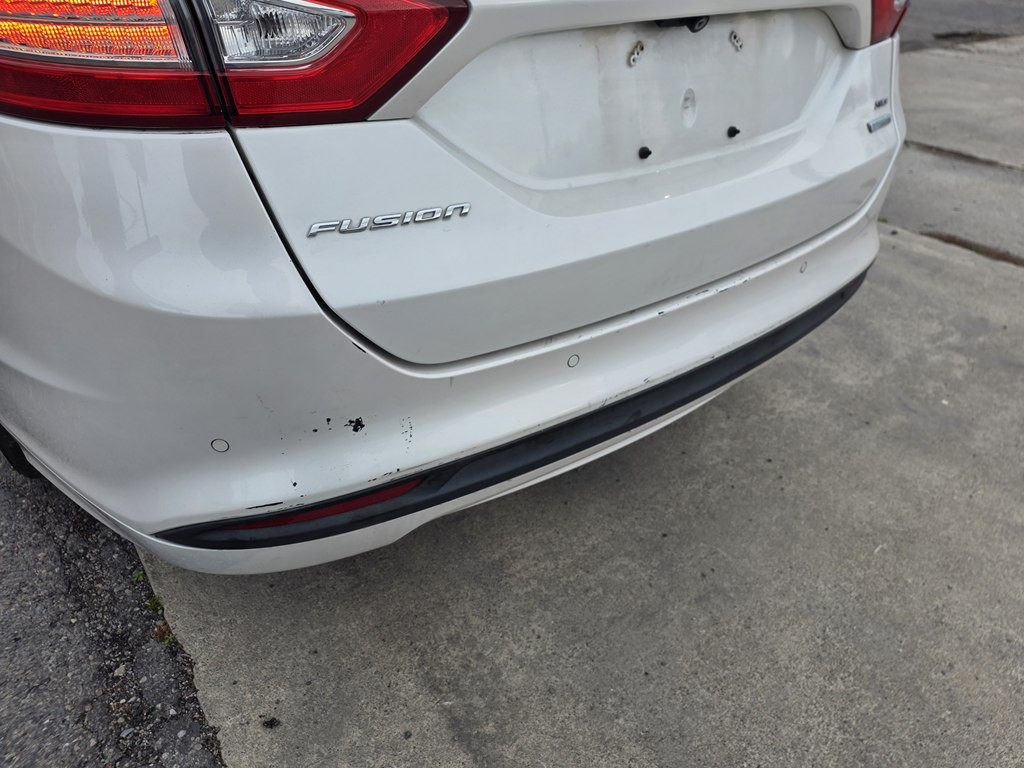 2016 Ford Fusion Image 31