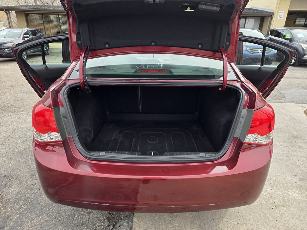 2015 Chevrolet Cruze Image 10