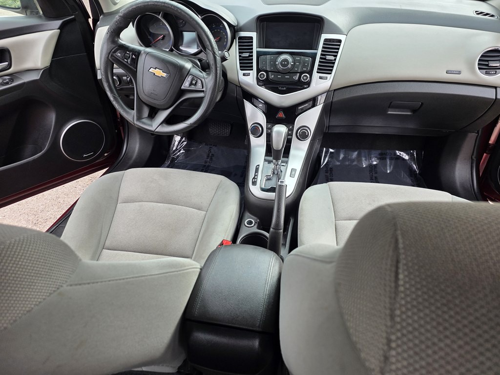 2015 Chevrolet Cruze Image 14