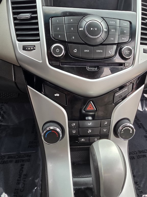 2015 Chevrolet Cruze Image 23