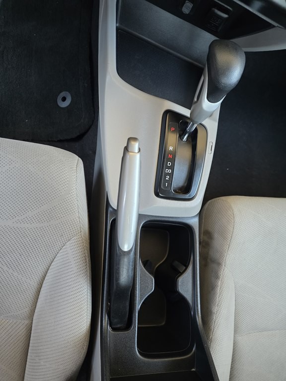 2012 Honda Civic Image 25