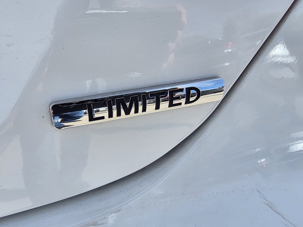 2013 Hyundai Sonata Image 9