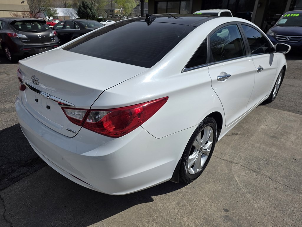 2013 Hyundai Sonata Image 10