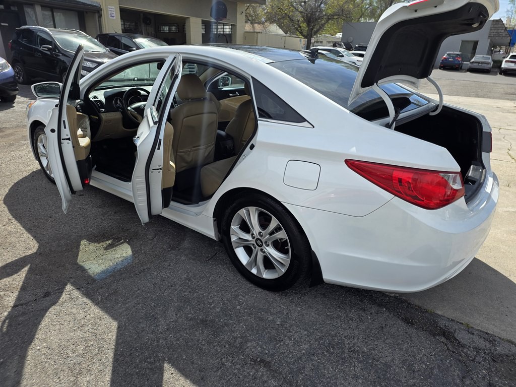 2013 Hyundai Sonata Image 11