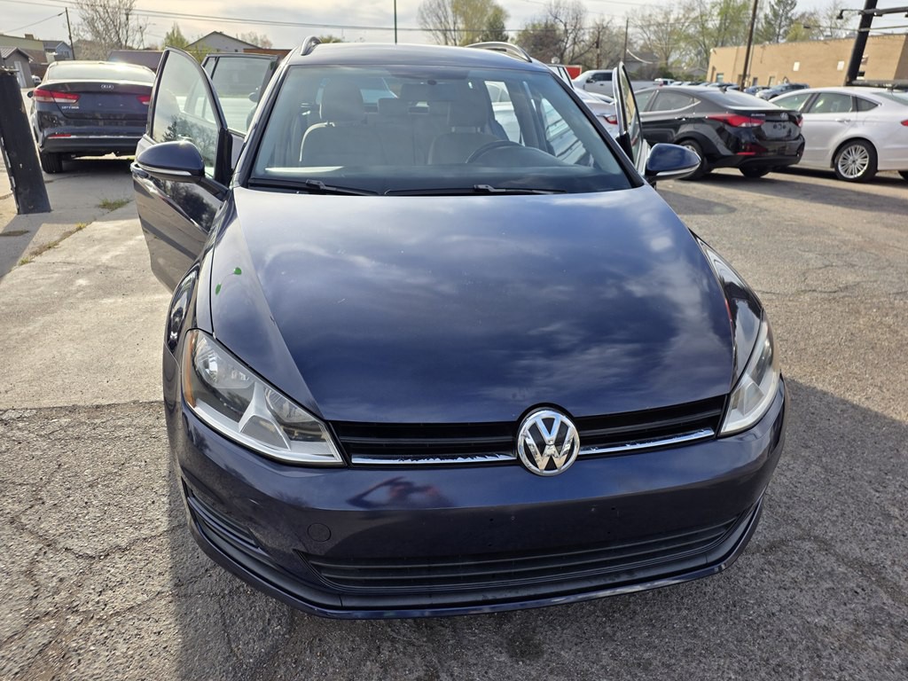 2016 Volkswagen Golf Image 4