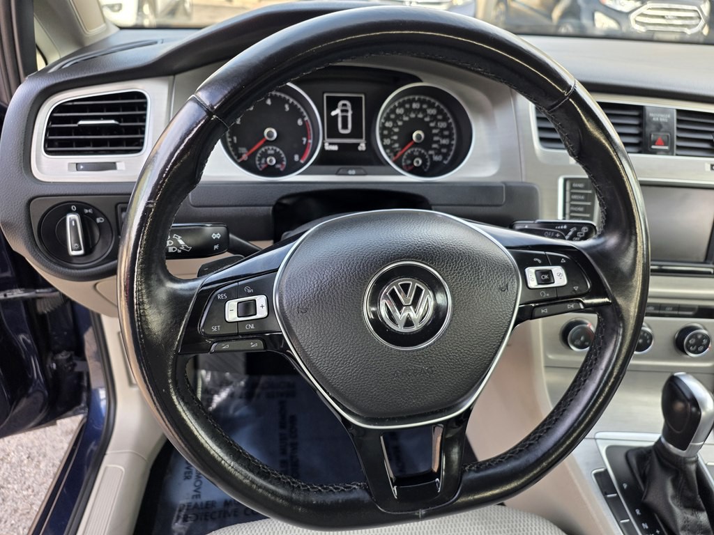 2016 Volkswagen Golf Image 20