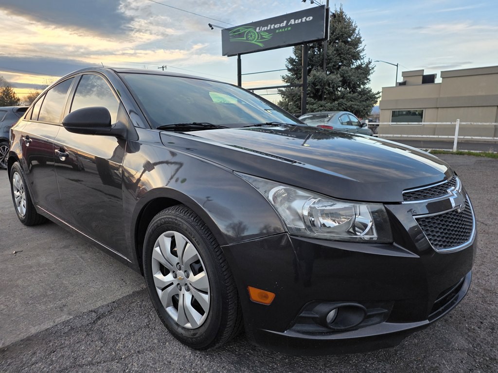 2014 Chevrolet Cruze Image 1