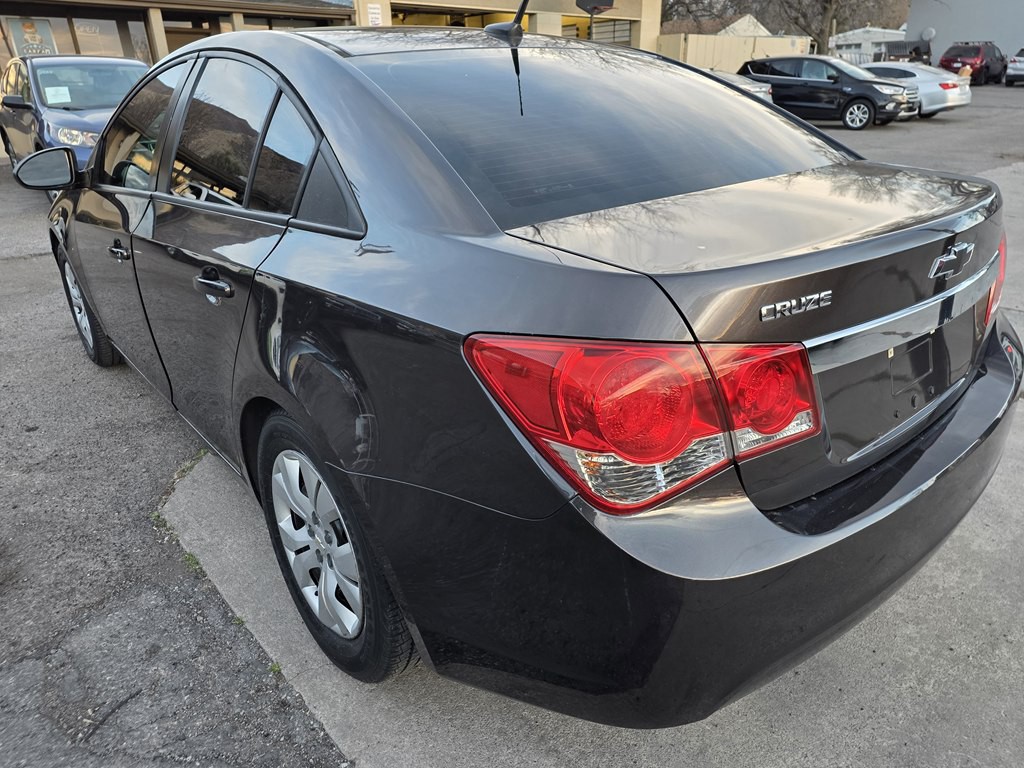 2014 Chevrolet Cruze Image 6
