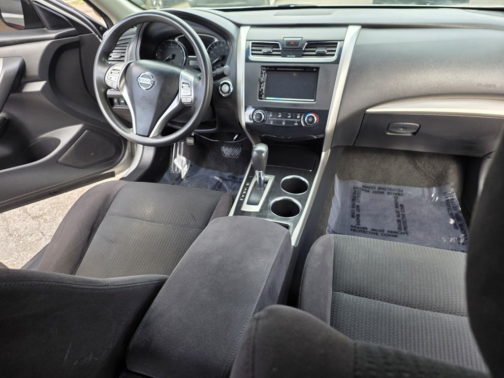 2014 Nissan Altima Image 14