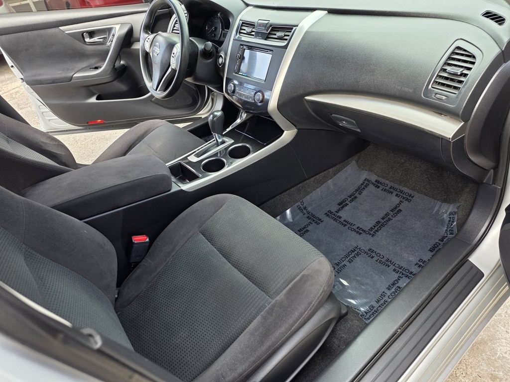 2014 Nissan Altima Image 15