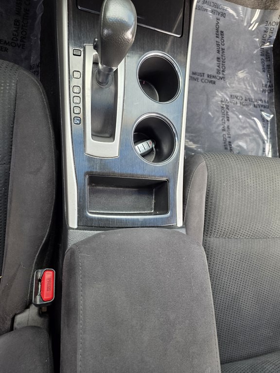 2014 Nissan Altima Image 25