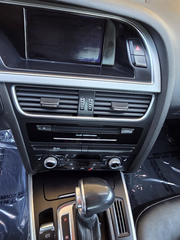 2016 Audi A4 Image 23