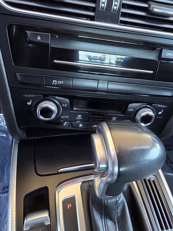 2016 Audi A4 Image 24