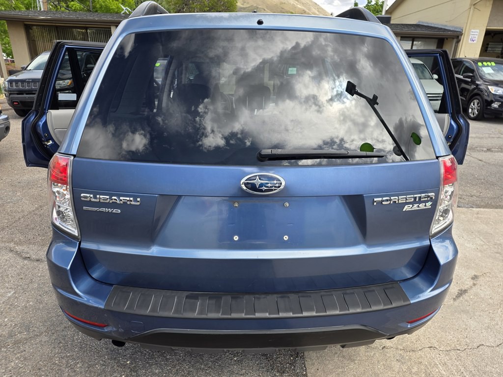 2010 Subaru Forester Image 7
