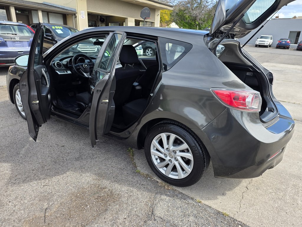 2012 Mazda Mazda3 Image 9