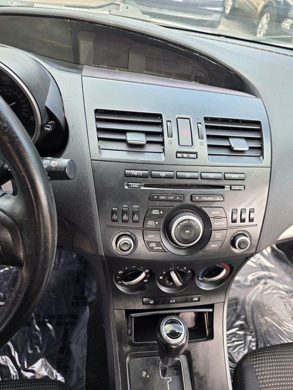 2012 Mazda Mazda3 Image 22