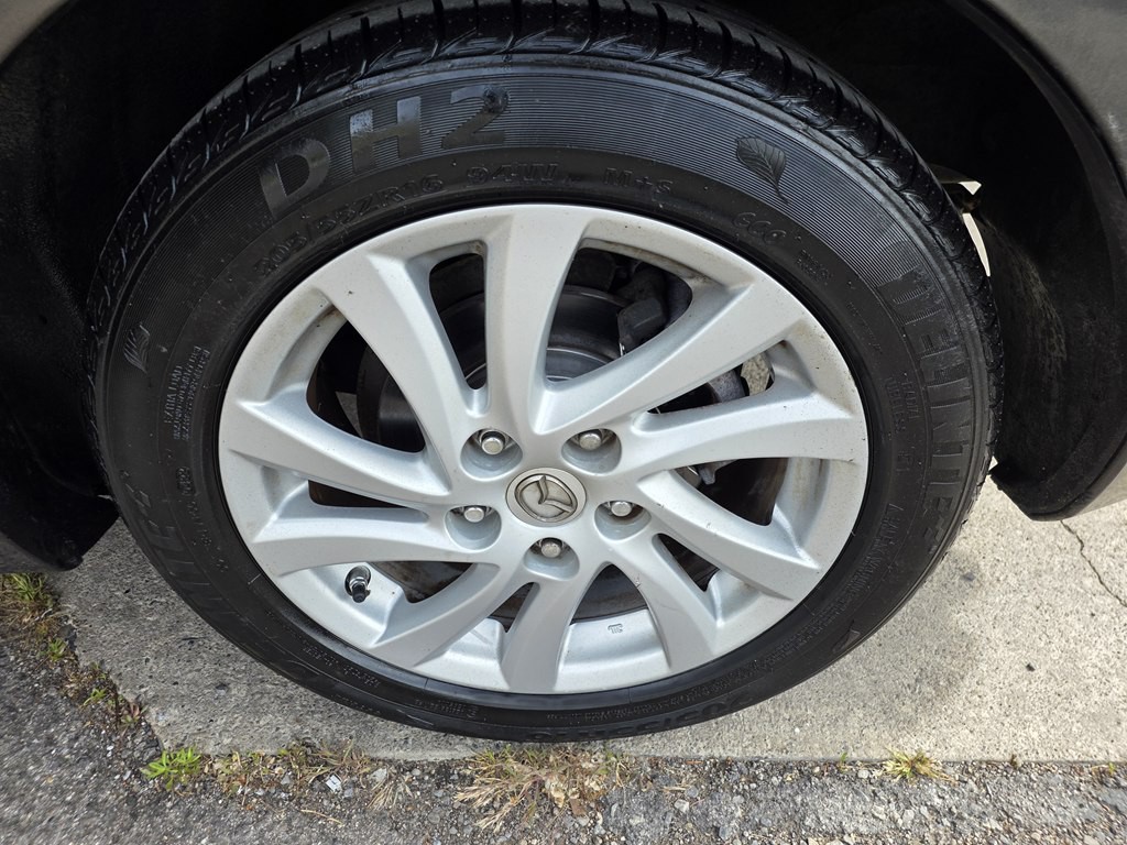 2012 Mazda Mazda3 Image 25