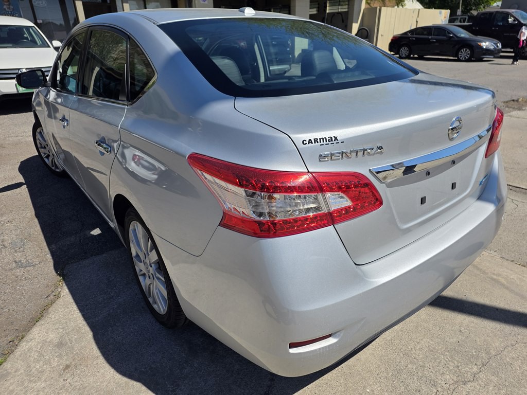 2013 Nissan Sentra Image 9