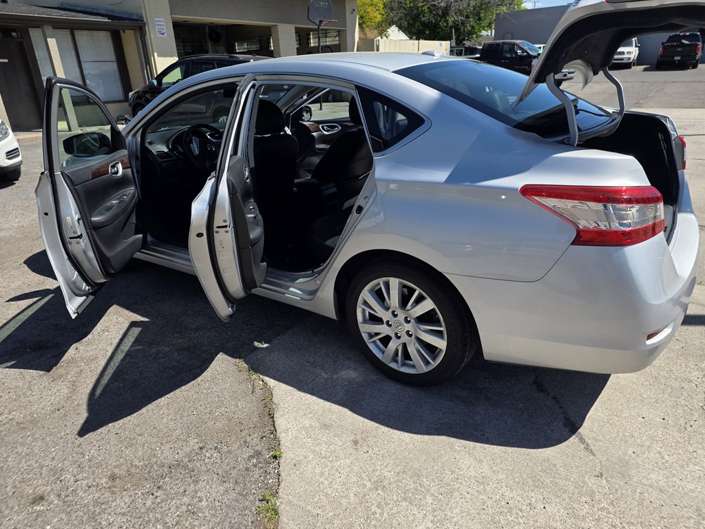 2013 Nissan Sentra Image 12