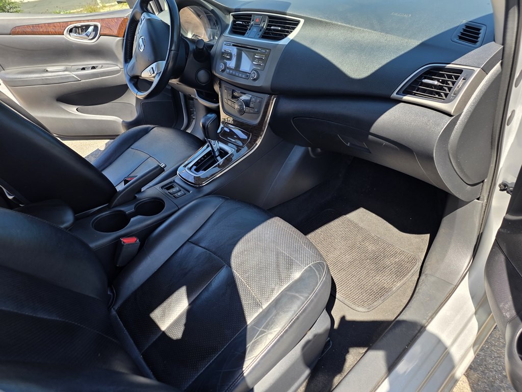 2013 Nissan Sentra Image 15