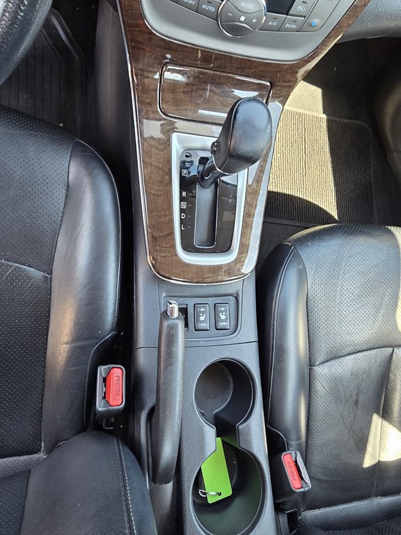2013 Nissan Sentra Image 24