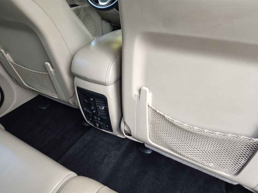 2014 Jeep Grand Cherokee Image 31