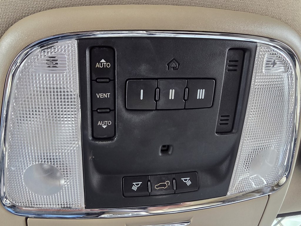 2014 Jeep Grand Cherokee Image 32