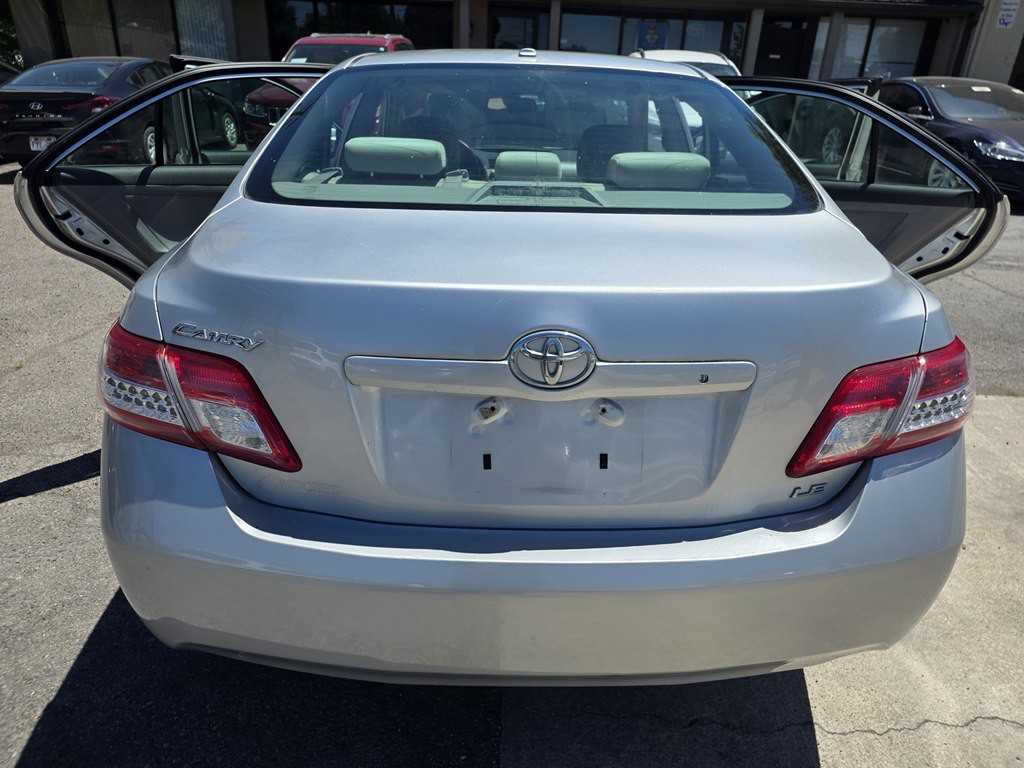 2010 Toyota Camry Image 7