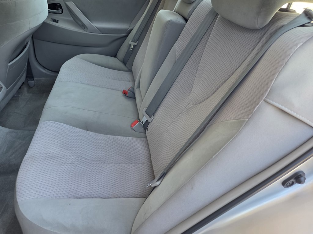 2010 Toyota Camry Image 13