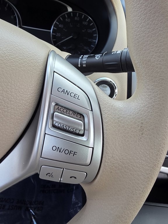 2016 Nissan Altima Image 15