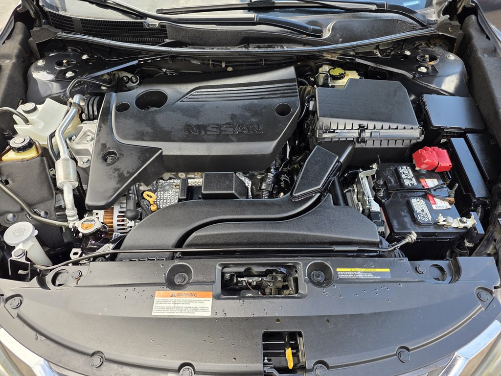 2016 Nissan Altima Image 23