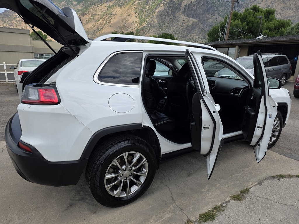 2020 Jeep Cherokee Image 11
