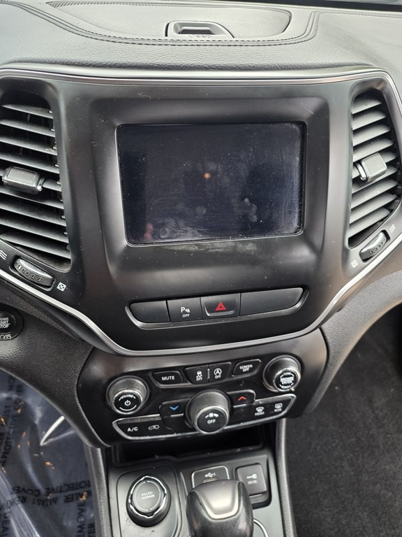 2020 Jeep Cherokee Image 21