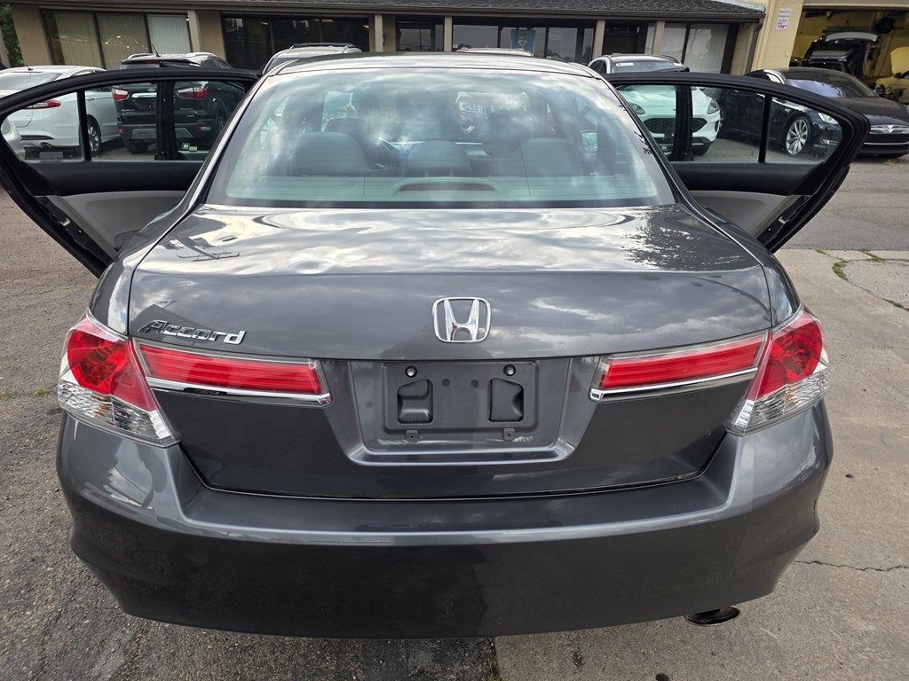 2012 Honda Accord Image 7